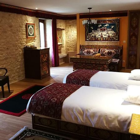 Himalaya en Perigord Bed & Breakfast Tursac Bagian luar foto